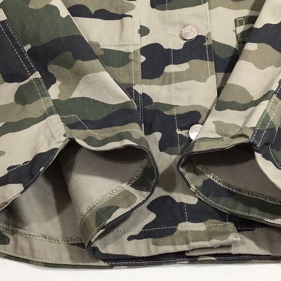 H&M Divided Green Camouflage Jacket Utility Field Shirt Barn Jacket New Size L - Picture 13 of 13